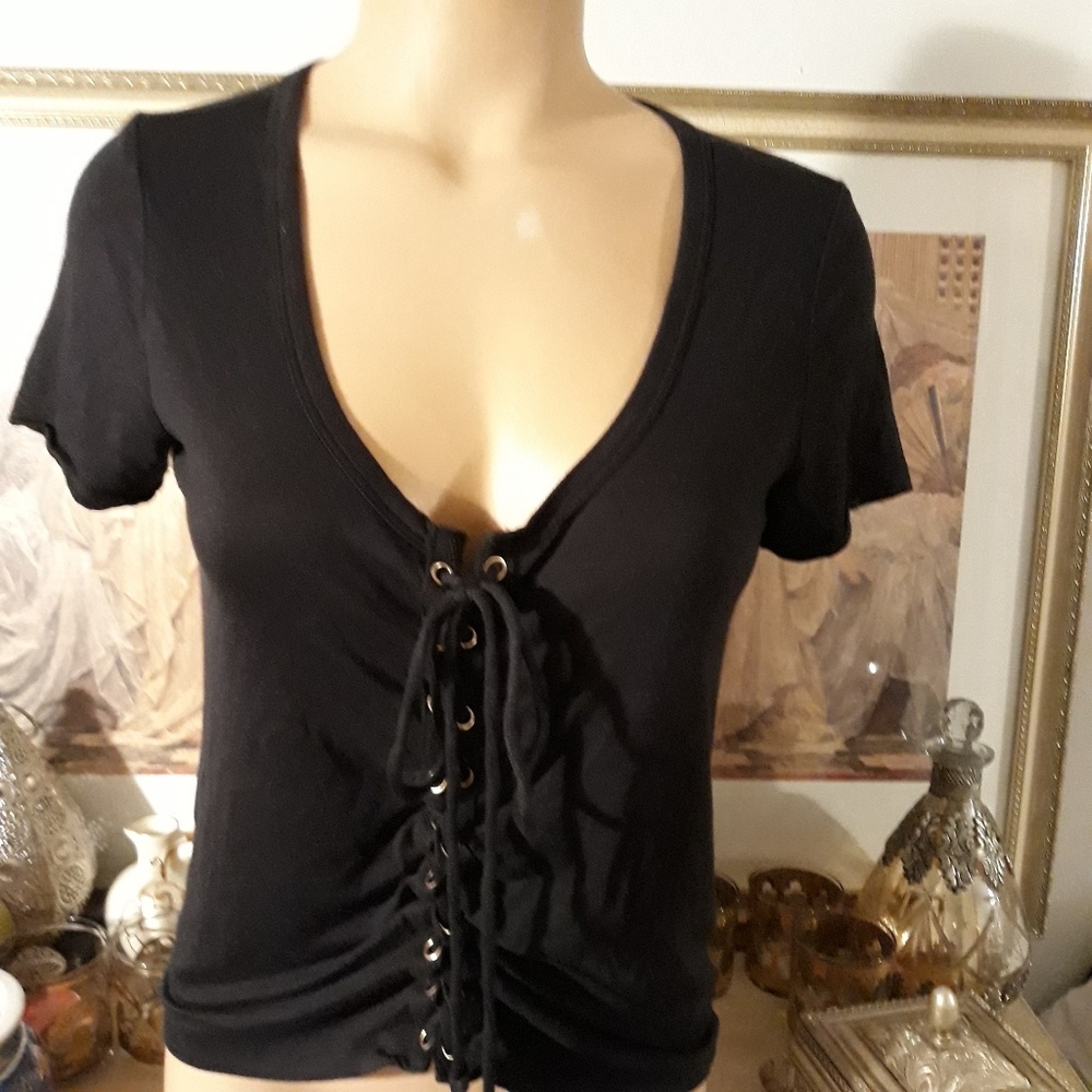 AERO Seriously Soft Lace up Tee